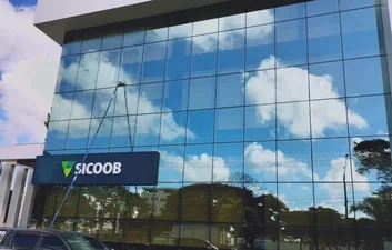 limpeza de fachada para o  sicoob